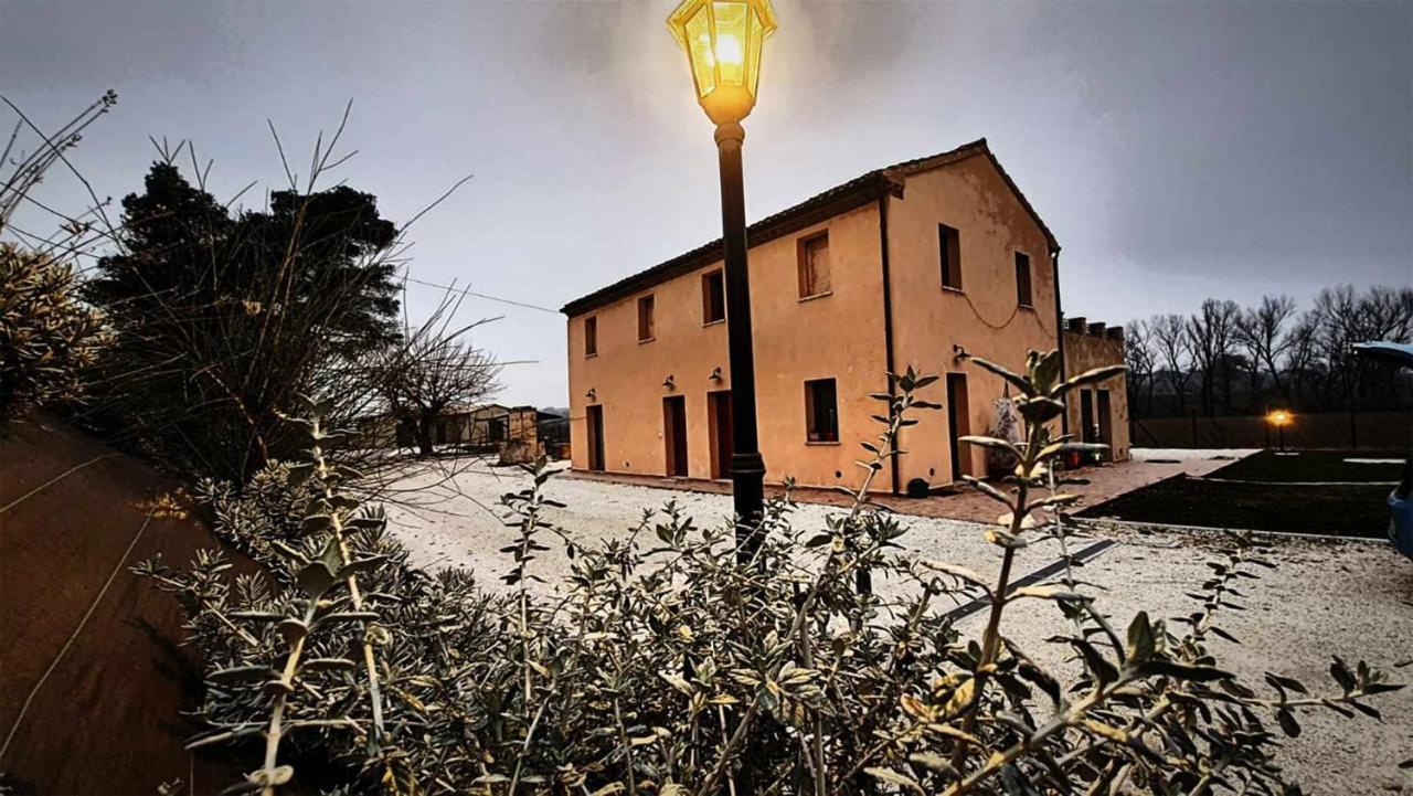 Casa Montefiore 13 Iris Lt Nella Tranquilla Campagna Marchigiana Ancona Exterior foto