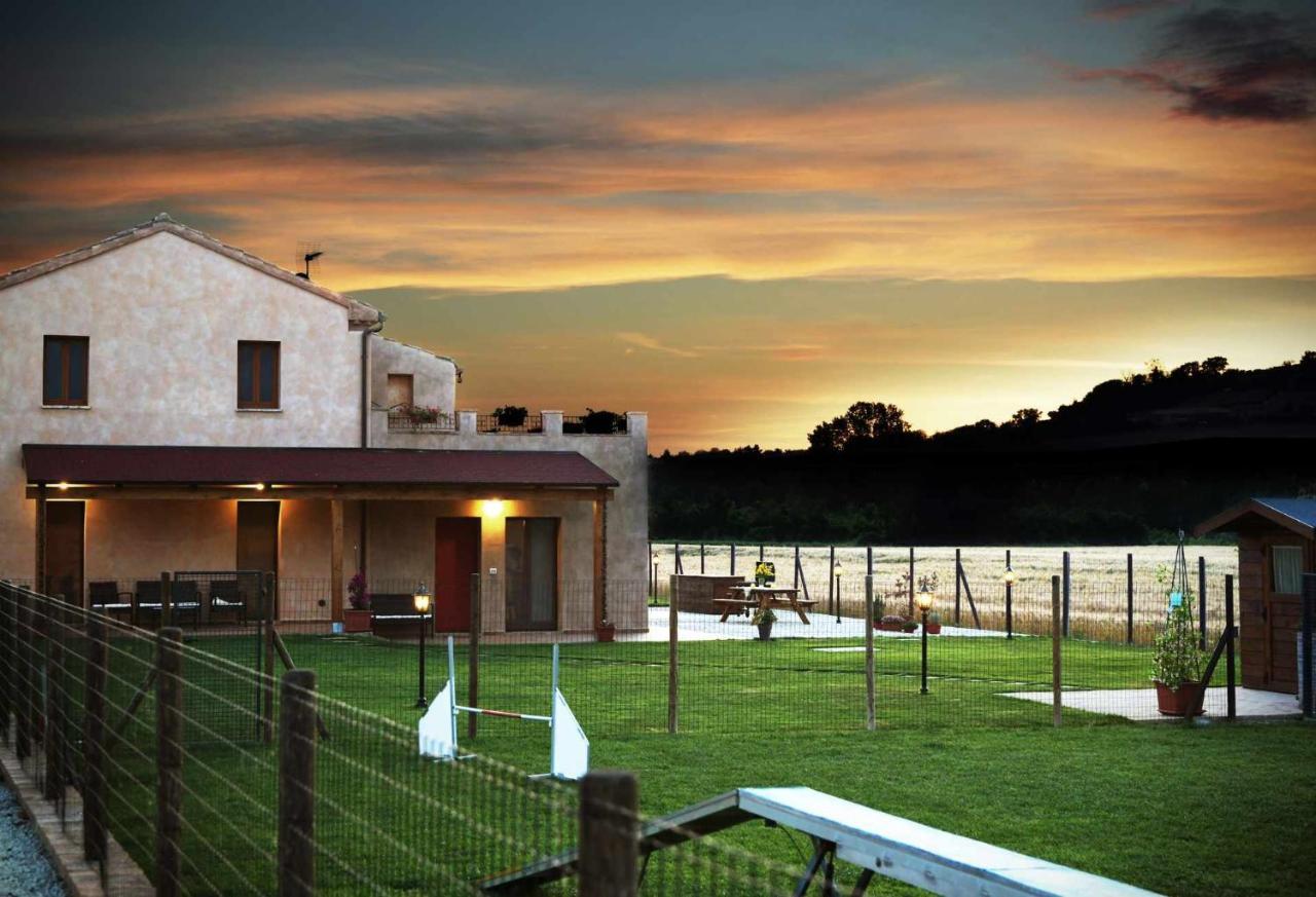 Casa Montefiore 13 Iris Lt Nella Tranquilla Campagna Marchigiana Ancona Exterior foto