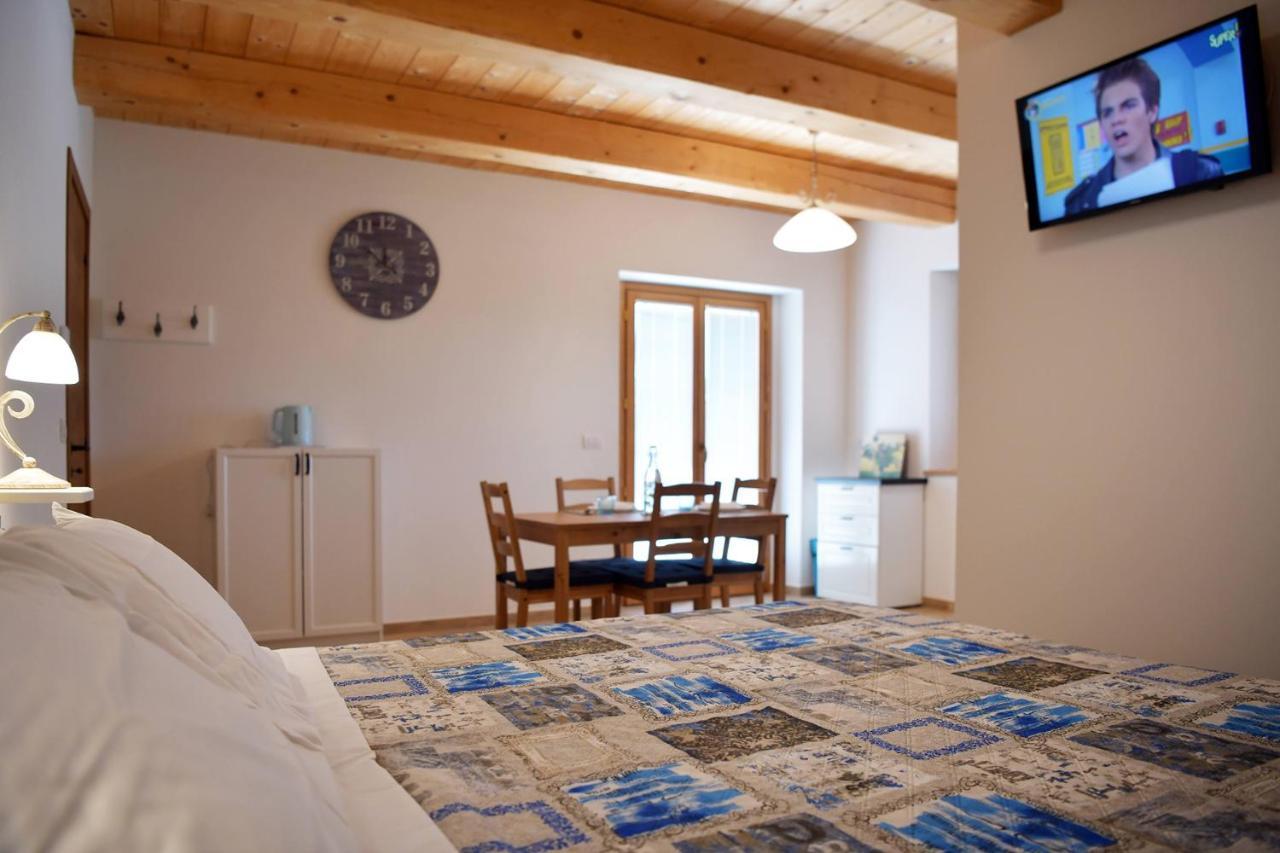 Casa Montefiore 13 Iris Lt Nella Tranquilla Campagna Marchigiana Ancona Exterior foto